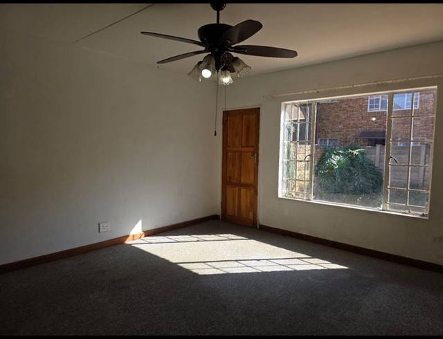 2 BEDROOM TOWNHOUSE FOR SALE IN ANNLIN